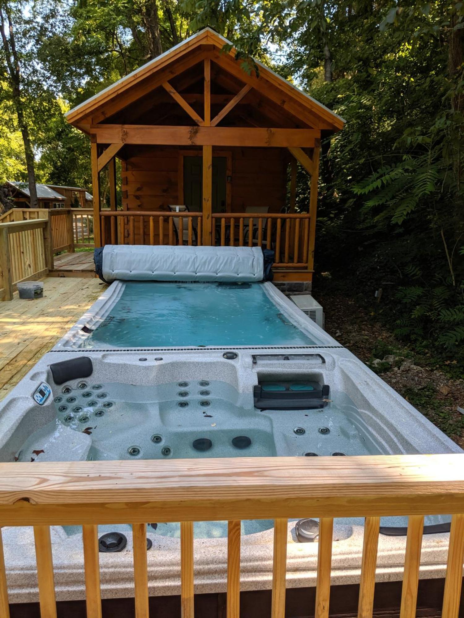 שאטאנוגה River Cabin Hot Tub & Swim Spa Near Downtown מראה חיצוני תמונה