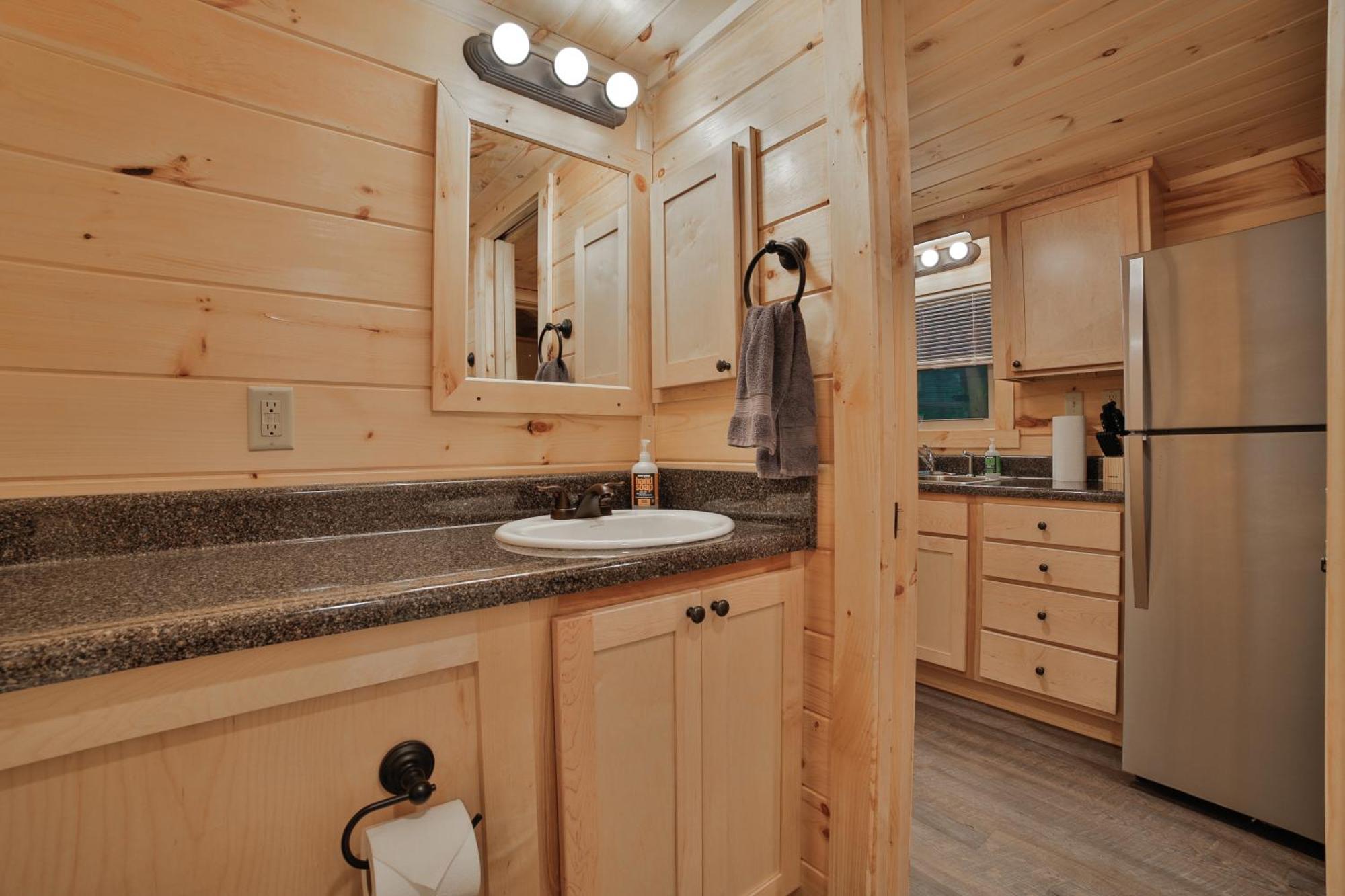 שאטאנוגה River Cabin Hot Tub & Swim Spa Near Downtown מראה חיצוני תמונה